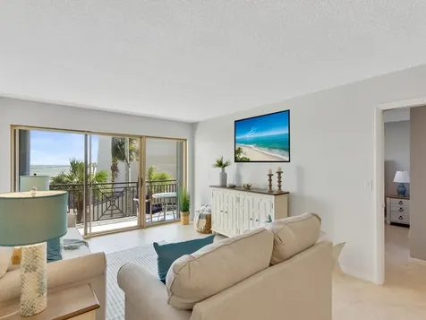 3939 Ocean Drive Vero Beach FL 32963