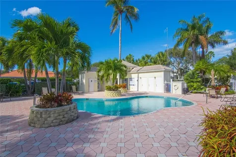 839 Island Club Square Vero Beach FL 32963