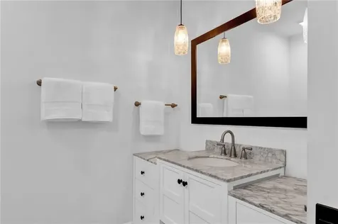 605 E Pointe Court SW Vero Beach FL 32962