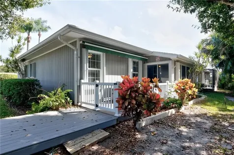 605 E Pointe Court SW Vero Beach FL 32962