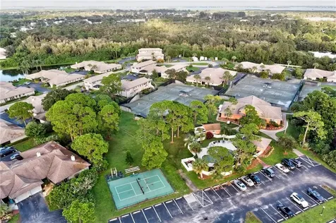 605 E Pointe Court SW Vero Beach FL 32962