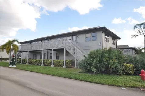635 Centre Court SW Vero Beach FL 32962