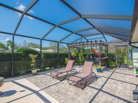 120 35th Square SW Vero Beach FL 32968