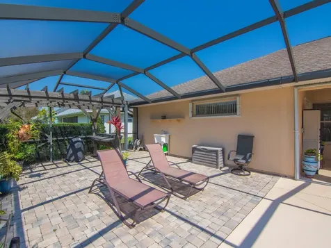 120 35th Square SW Vero Beach FL 32968