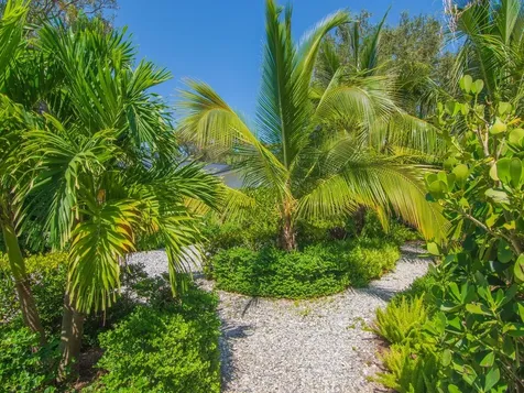 3902 Sabal Palm Drive Vero Beach FL 32963