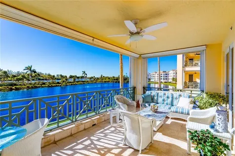 9019 Somerset Bay Lane Vero Beach FL 32963