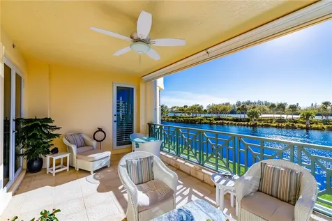 9019 Somerset Bay Lane Vero Beach FL 32963