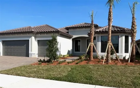 4220 Silver Maple Way Vero Beach FL 32967