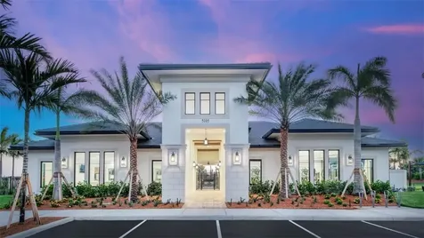 4220 Silver Maple Way Vero Beach FL 32967