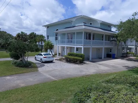 725 Conn Way Vero Beach FL 32963