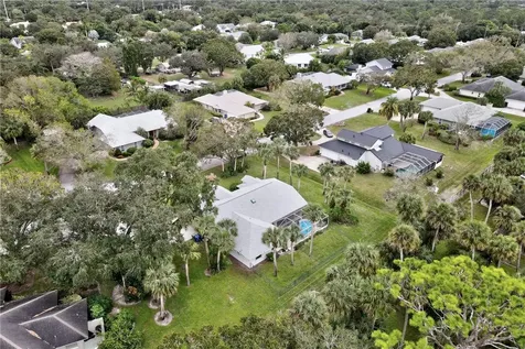 365 32nd Avenue SW Vero Beach FL 32968