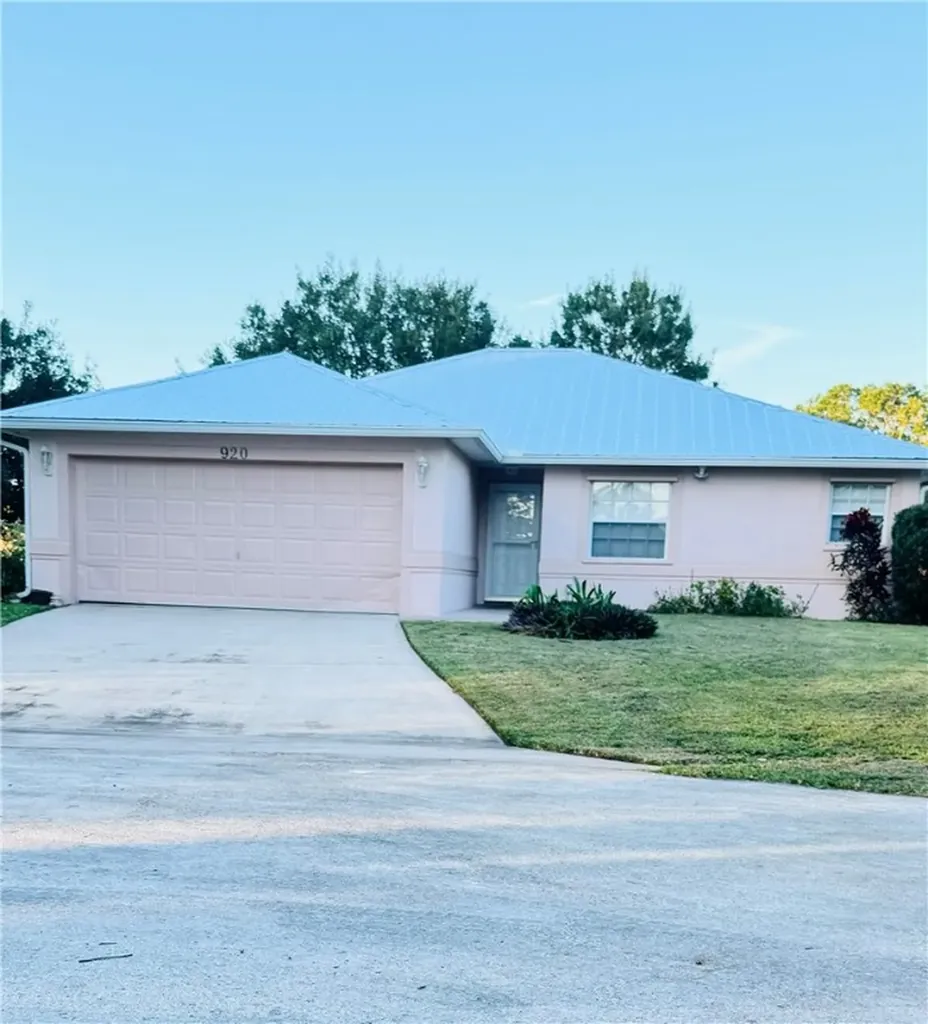 920 11th Terrace Vero Beach FL 32960