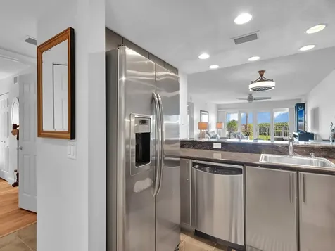 2700 Ocean Drive Vero Beach FL 32963