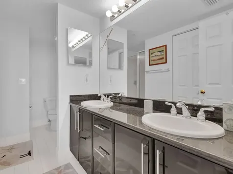 2700 Ocean Drive Vero Beach FL 32963