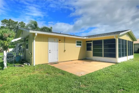 889 Wentworth Street Sebastian FL 32958
