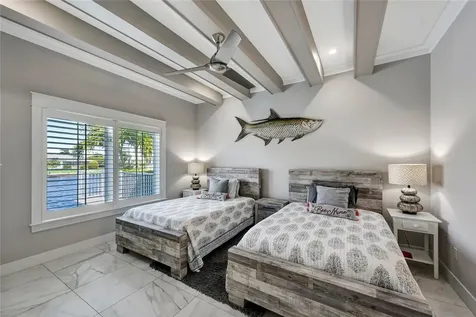 10 Tarpon Drive Vero Beach FL 32960