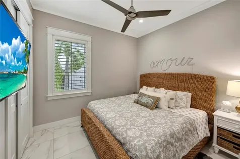 10 Tarpon Drive Vero Beach FL 32960