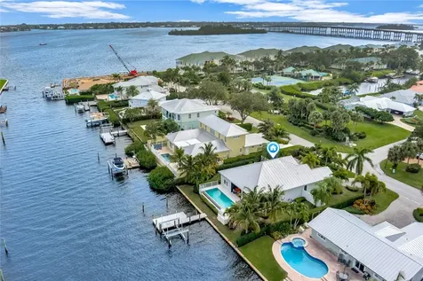10 Tarpon Drive Vero Beach FL 32960