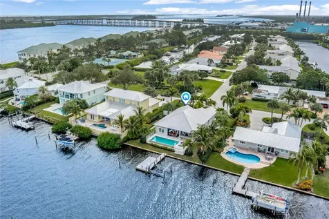 10 Tarpon Drive Vero Beach FL 32960