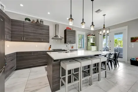10 Tarpon Drive Vero Beach FL 32960