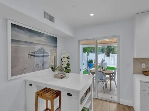 824 Dahlia Lane Vero Beach FL 32963