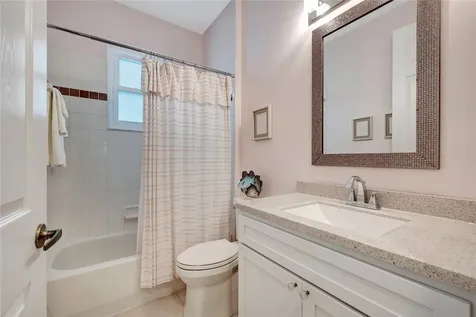 600 Calamondin Way SW Vero Beach FL 32968
