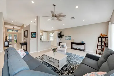 600 Calamondin Way SW Vero Beach FL 32968