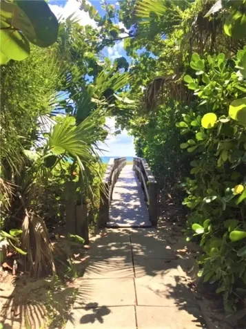 1405 Treasure Cove Lane Vero Beach FL 32963