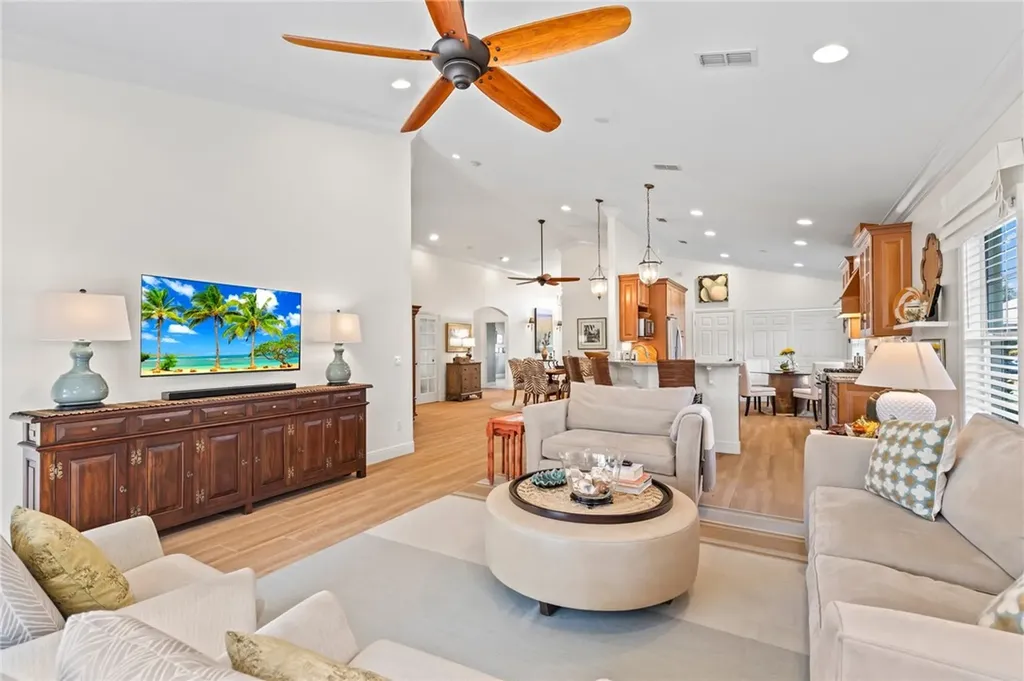 1105 4th Lane SW Vero Beach FL 32962