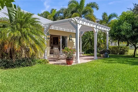 1105 4th Lane SW Vero Beach FL 32962
