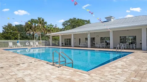 1105 4th Lane SW Vero Beach FL 32962