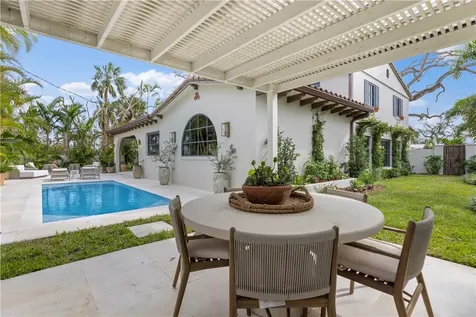 601 Flamevine Lane Vero Beach FL 32963