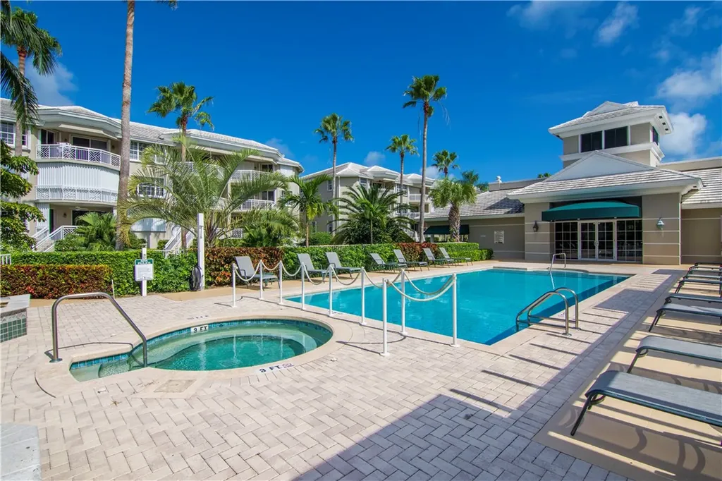 940 Turtle Cove Lane Vero Beach FL 32963