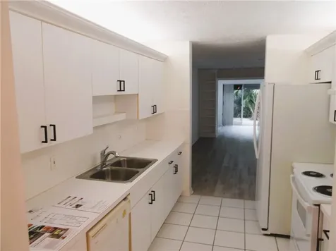 720 Lake Orchid Circle Vero Beach FL 32962