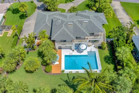 1365 Almiranta Lane Vero Beach FL 32963