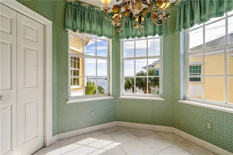 1900 Tarpon Lane Vero Beach FL 32960