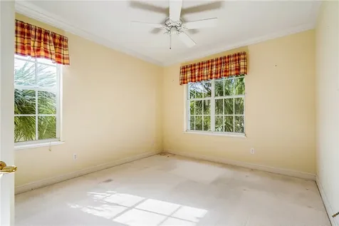 1900 Tarpon Lane Vero Beach FL 32960