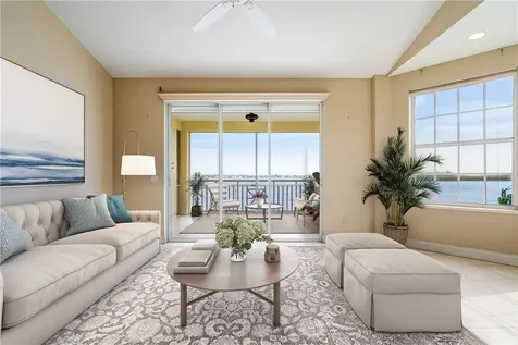 1900 Tarpon Lane Vero Beach FL 32960