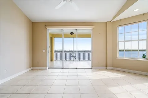 1900 Tarpon Lane Vero Beach FL 32960
