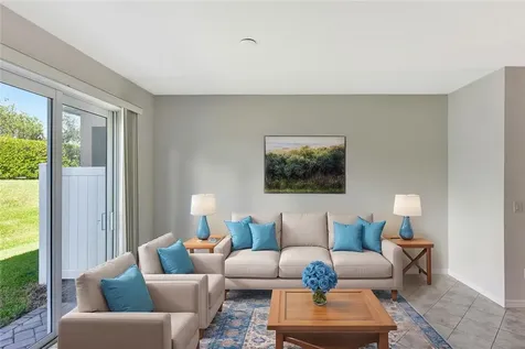 1081 Normandie Way Vero Beach FL 32960