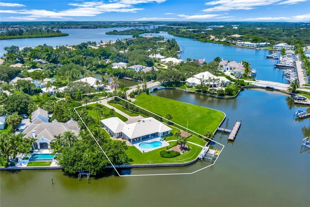 518 River Drive Vero Beach FL 32963