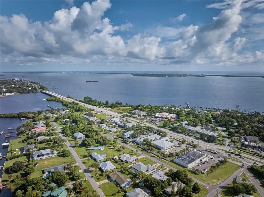 8045 142nd Street Sebastian FL 32958