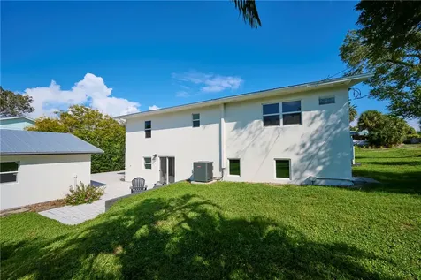 8045 142nd Street Sebastian FL 32958