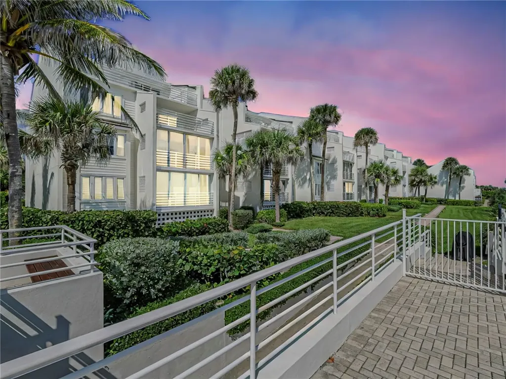 8416 Oceanside Drive Vero Beach FL 32963