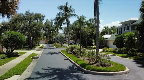 4318 Cross Court Vero Beach FL 32967