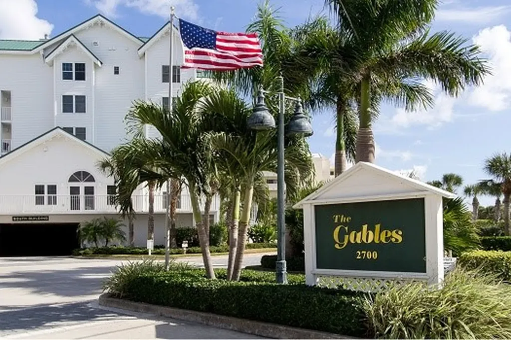 2700 Ocean Drive Vero Beach FL 32963
