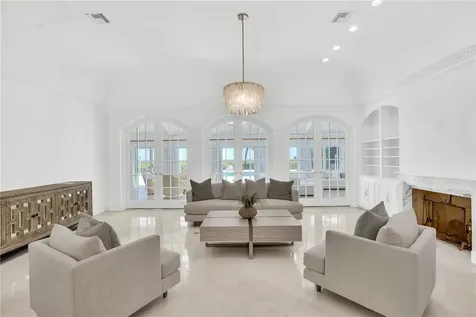 1916 Ocean Drive Vero Beach FL 32963