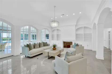 1916 Ocean Drive Vero Beach FL 32963