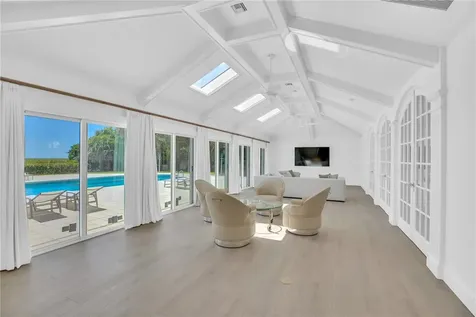 1916 Ocean Drive Vero Beach FL 32963