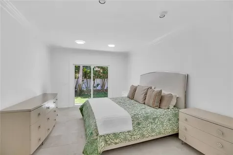 1916 Ocean Drive Vero Beach FL 32963